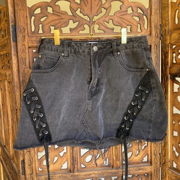 I.AM.GIA Black Denim Skirt - Picture 1 of 3